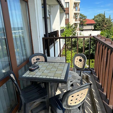 Bademite Apartments Sveti Vlas Esterno foto