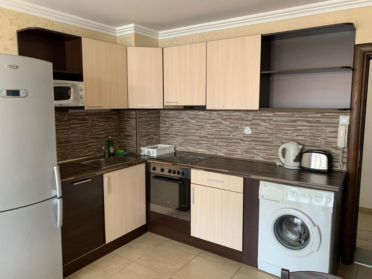 Bademite Apartments Sveti Vlas Esterno foto
