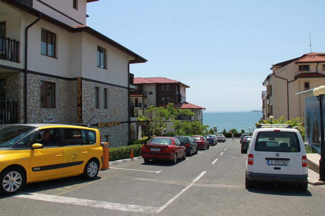 Bademite Apartments Sveti Vlas Esterno foto