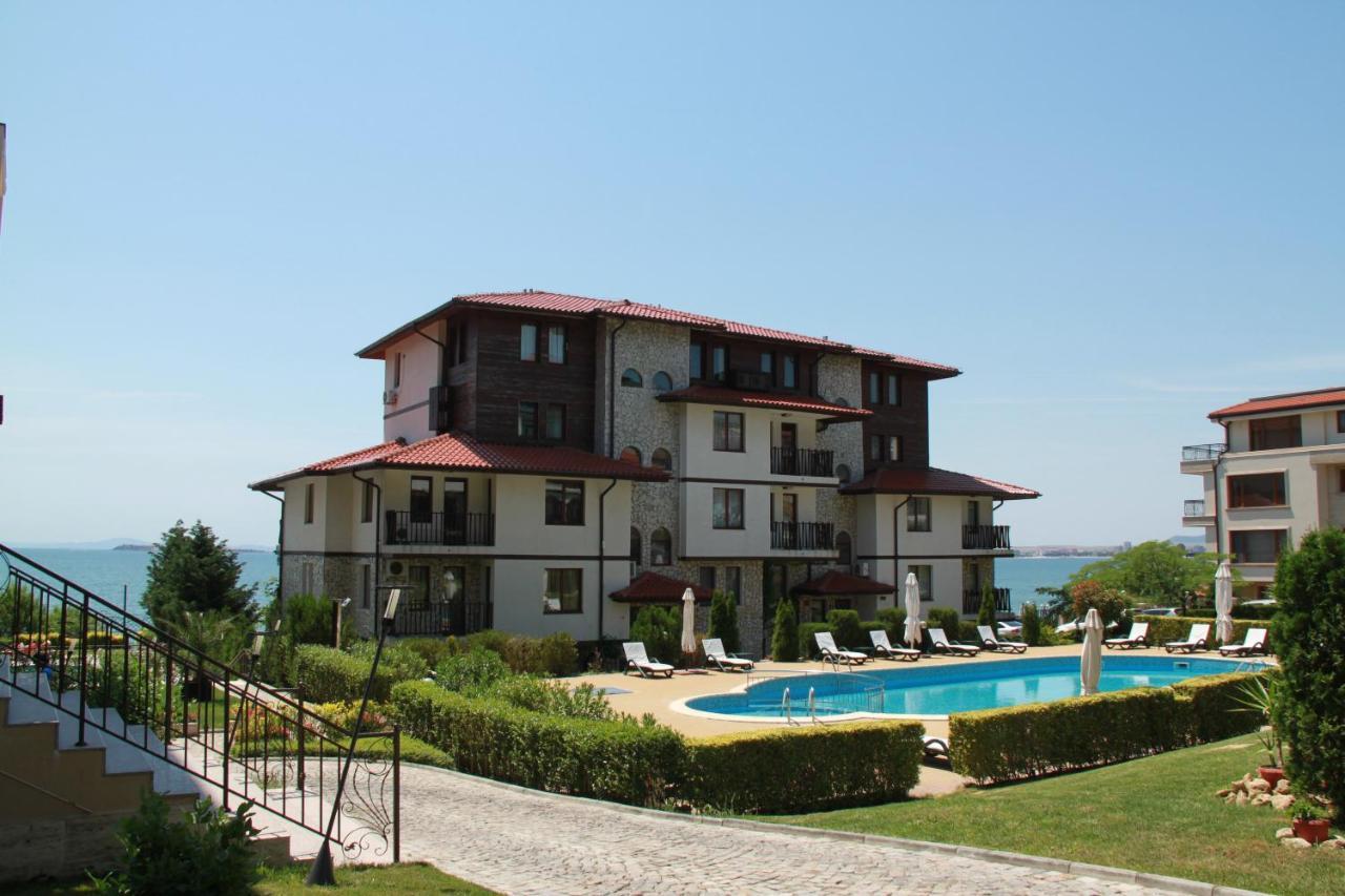 Bademite Apartments Sveti Vlas Esterno foto