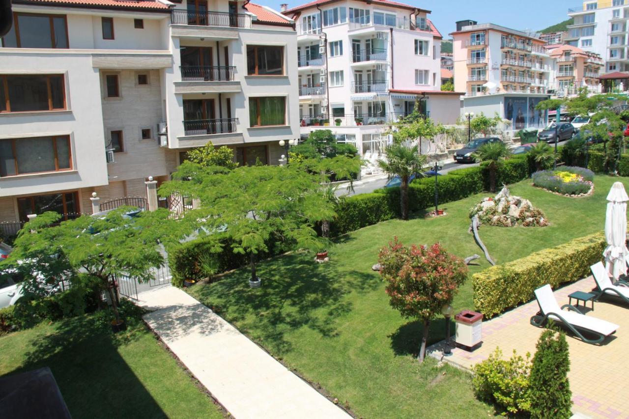 Bademite Apartments Sveti Vlas Esterno foto