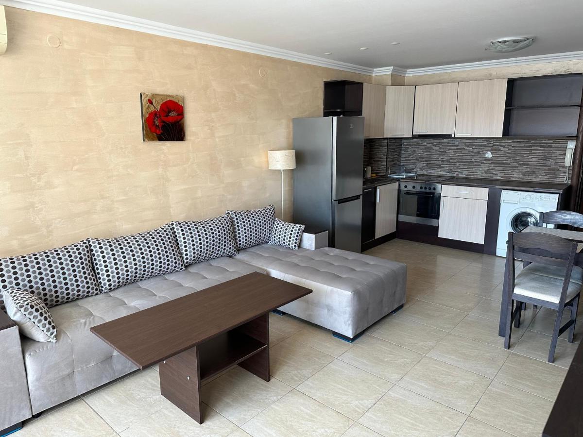 Bademite Apartments Sveti Vlas Esterno foto