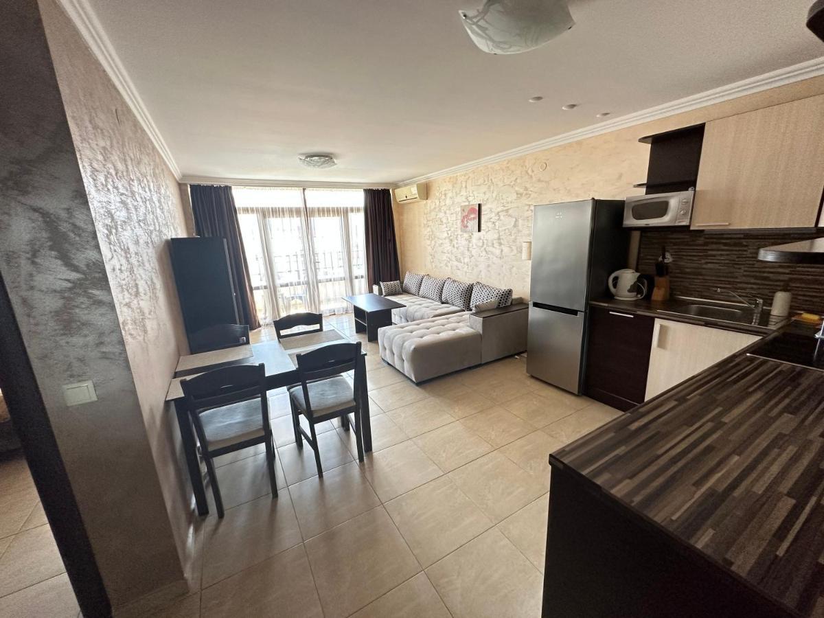 Bademite Apartments Sveti Vlas Esterno foto