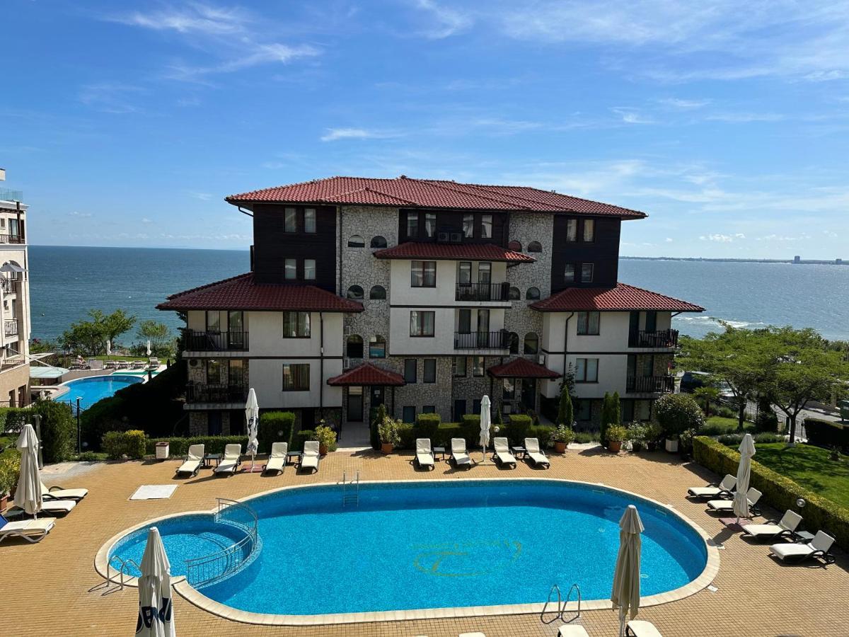 Bademite Apartments Sveti Vlas Esterno foto