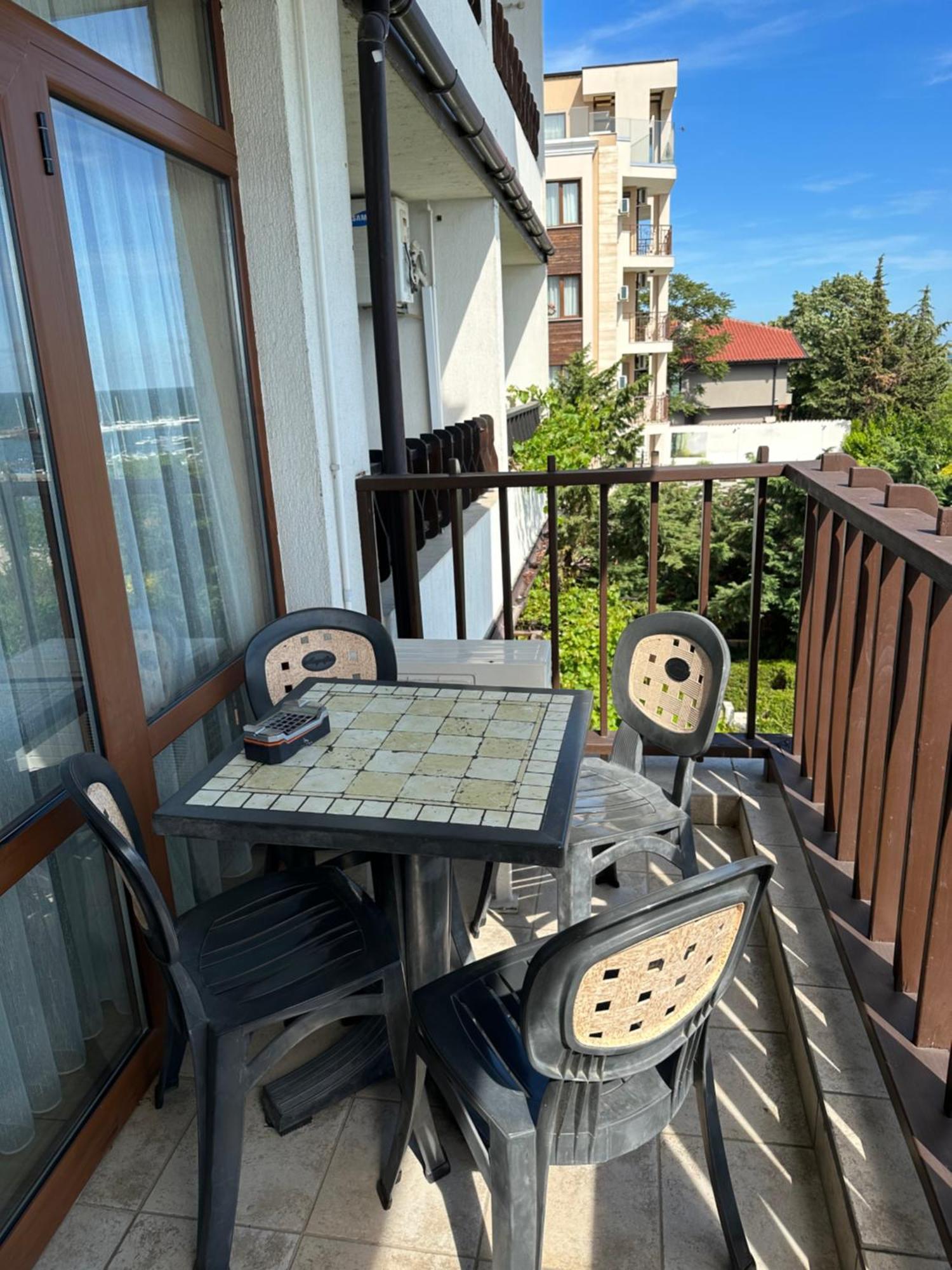 Bademite Apartments Sveti Vlas Esterno foto