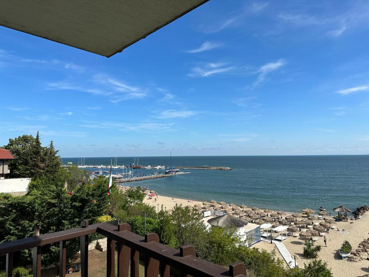 Bademite Apartments Sveti Vlas Esterno foto