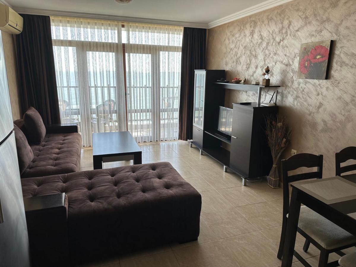 Bademite Apartments Sveti Vlas Esterno foto