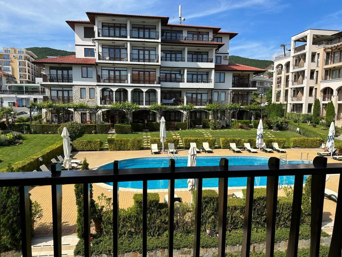 Bademite Apartments Sveti Vlas Esterno foto