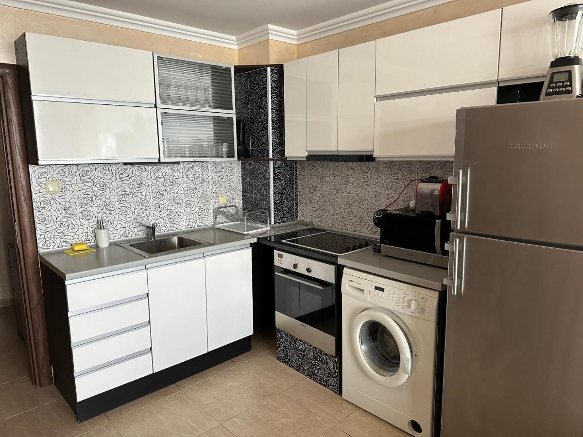 Bademite Apartments Sveti Vlas Esterno foto