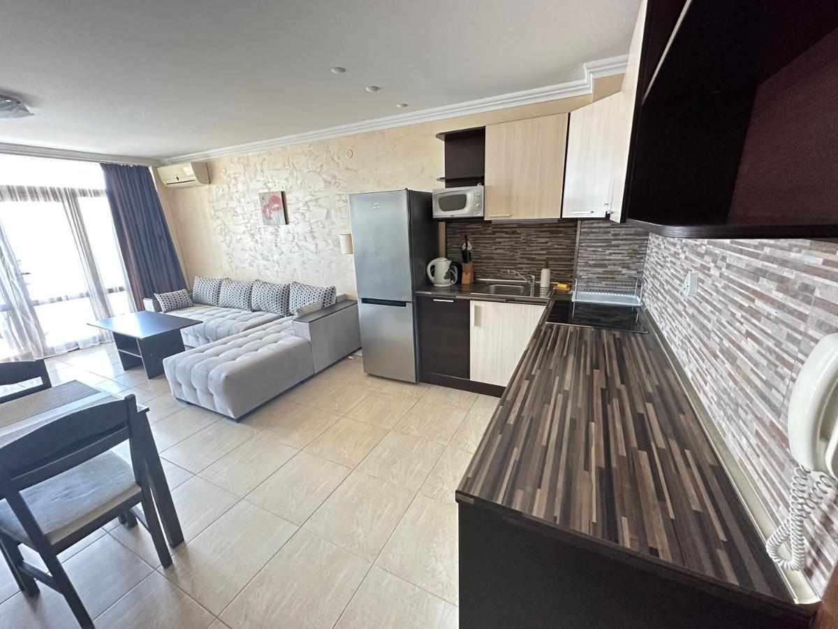 Bademite Apartments Sveti Vlas Esterno foto